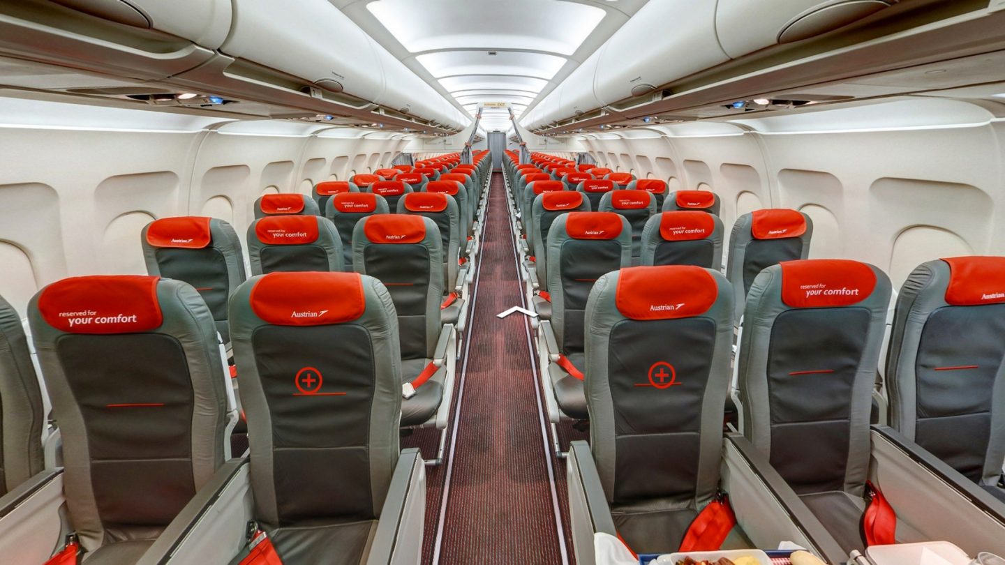 Interior view of the Airbus A319-111