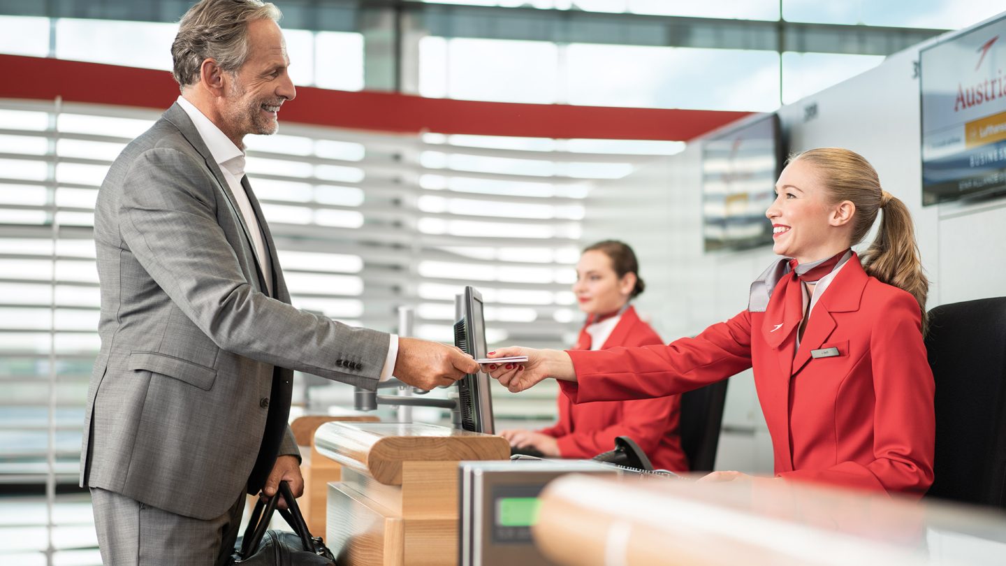 Man uses business class priority check in