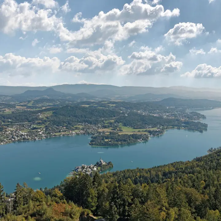 Flug ab Wien nach Klagenfurt